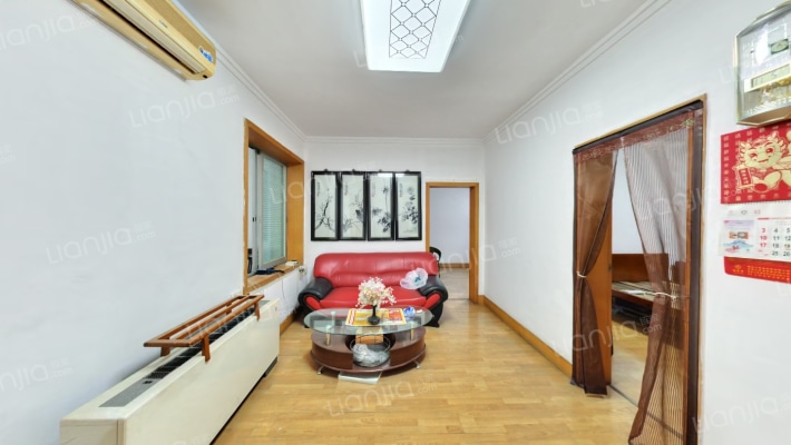 税务局宿舍二手房实景图