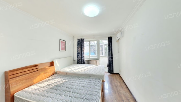 东大桥东里二手房实景图