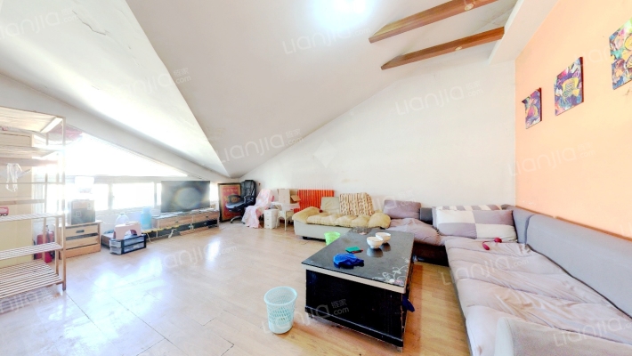 航运路999二手房实景图