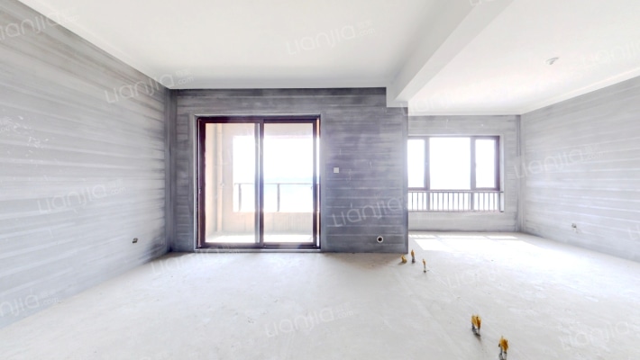 钱王铂金大厦二手房实景图