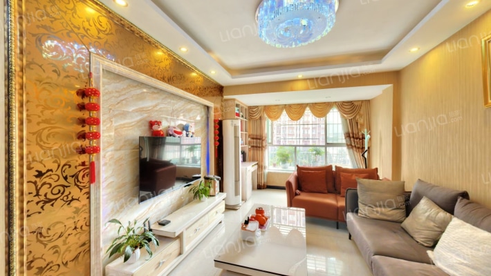 合能四季城一期二手房实景图