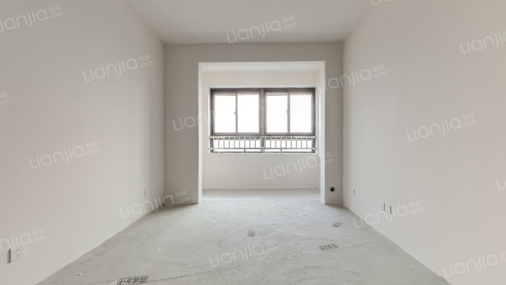 悦隆花苑二手房实景图