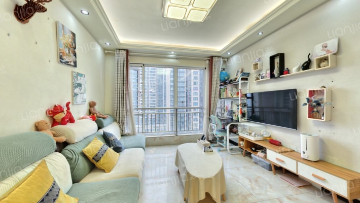 蓝光coco国际一期二手房实景图