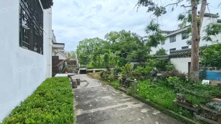 中国兰花村二手房实景图