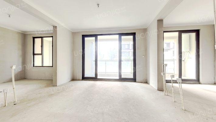 金科博翠山二手房实景图