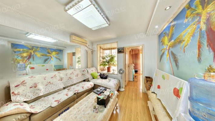 海红住宅小区二手房实景图