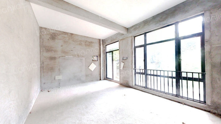 先生的山A区二手房实景图