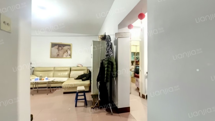纪委宿舍楼二手房实景图