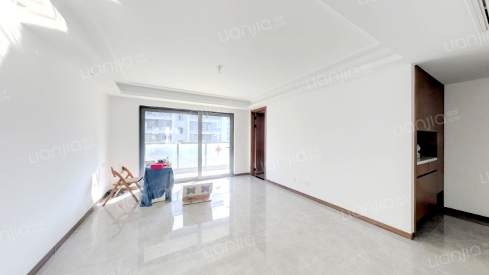 卓越樾山晴翠二手房实景图