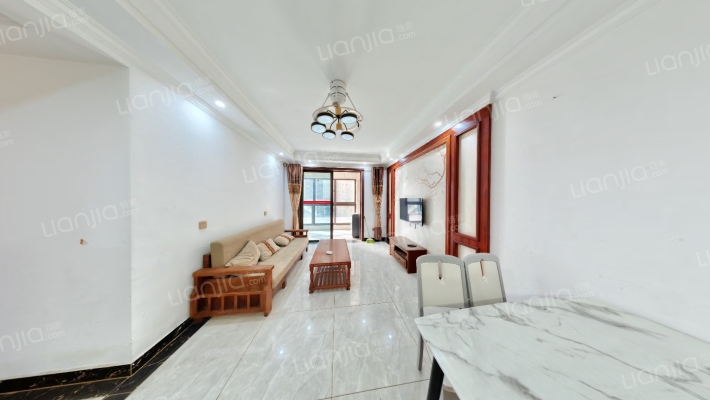 绿地朝阳中心二手房实景图