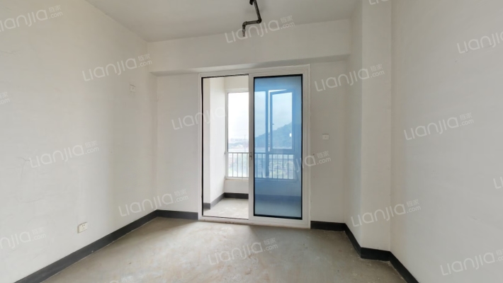 滨江稽山翡翠园二手房实景图