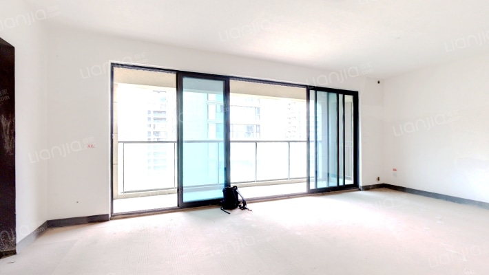 御境汀兰园二手房实景图