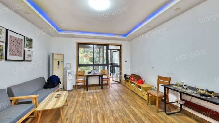 派克公馆二手房实景图