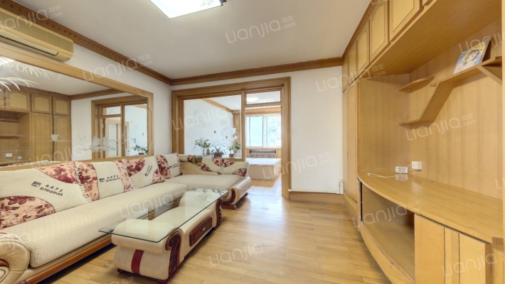 德华路二手房实景图