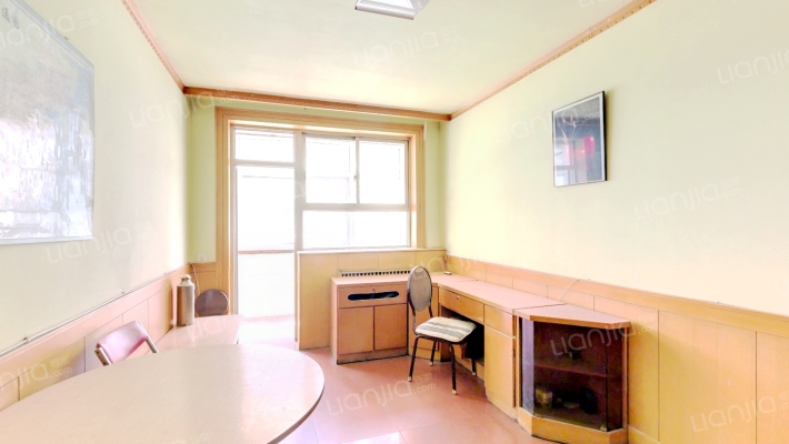 理工大西区二手房实景图