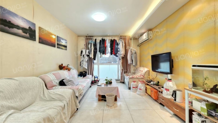 西府颐园二手房实景图