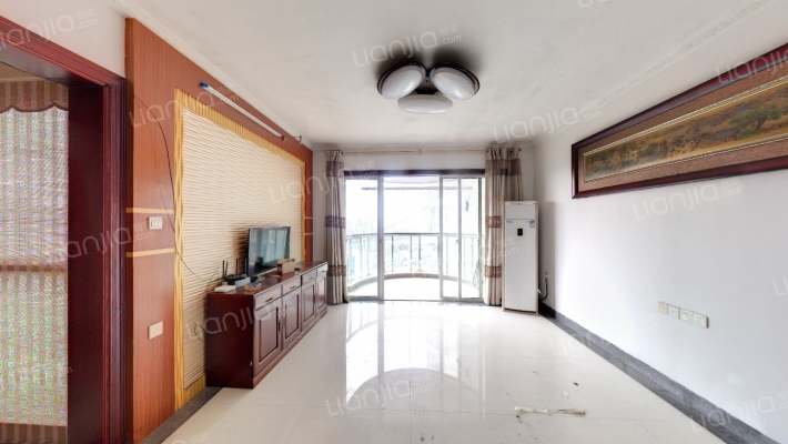 万昌南湖景园二手房实景图