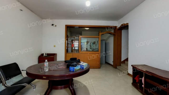 鸿福小区二手房实景图