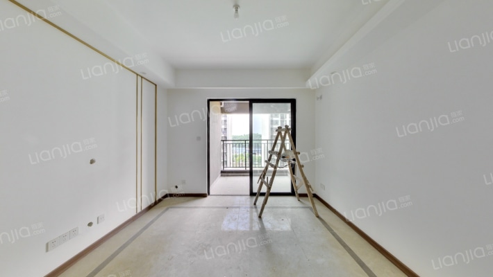 融创·云湖十里二手房实景图