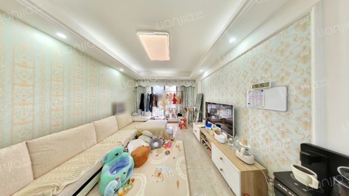 润莱金座二手房实景图