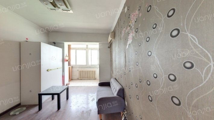 兰州市三十三中家属楼二手房实景图