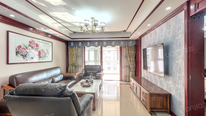 龙泊湾二手房实景图