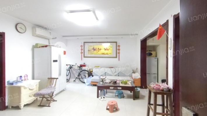 佳地花园二手房实景图