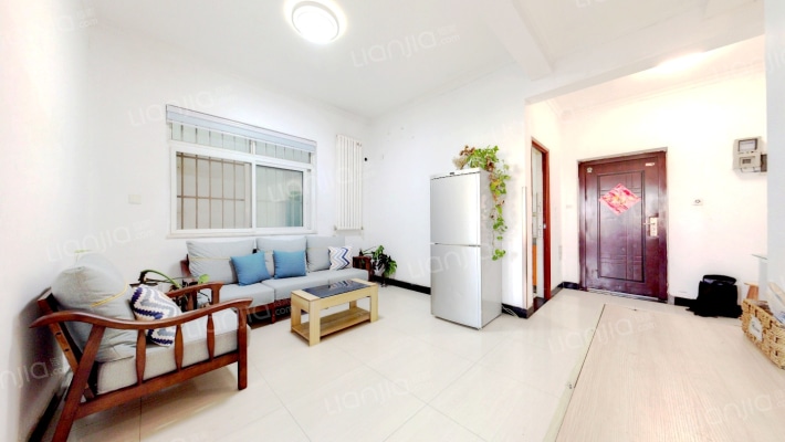 东悦风雅国际公寓二手房实景图