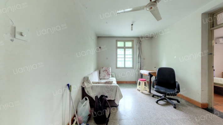 天鹅花园二手房实景图