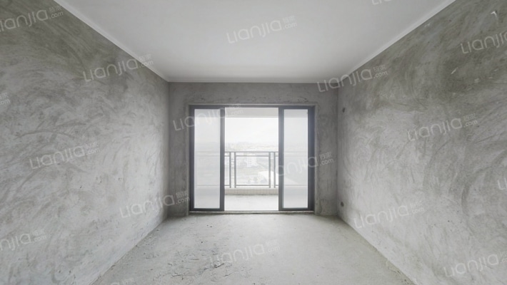 逸丰华庭二手房实景图