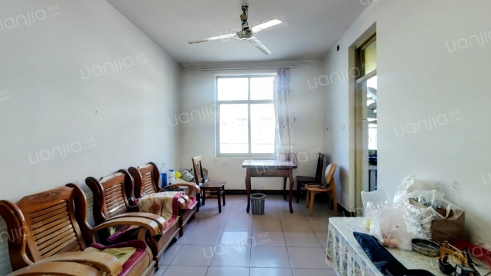 兴州厂家属院二手房实景图