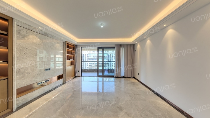 万科·瑧山悦二手房实景图