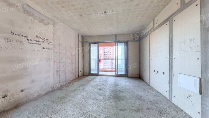 金色溪泉湾二手房实景图