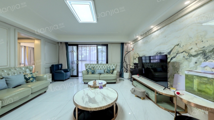 爱涛尚逸华府二手房实景图