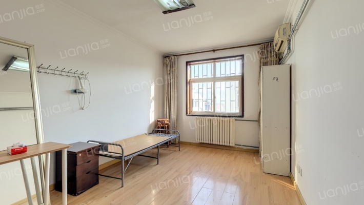 延安三路（市北）二手房实景图