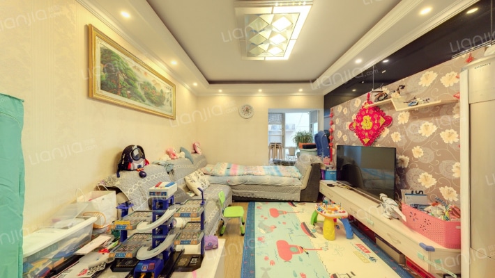 阅景国际二手房实景图