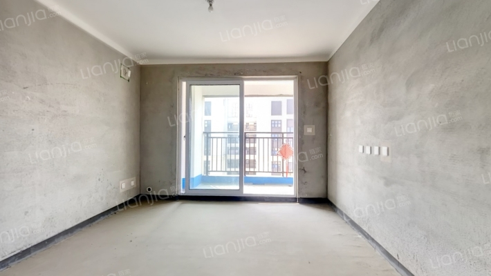 建业天玺二手房实景图