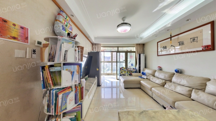 山水国际三期-峰清阁二手房实景图