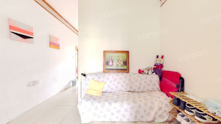 湖北经济学院宿舍二手房实景图