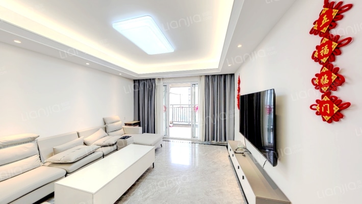 万科翡翠天骄二手房实景图