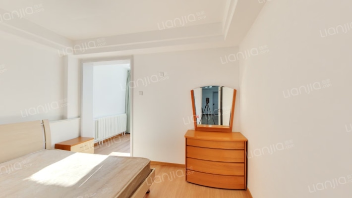 龙爪槐胡同二手房实景图