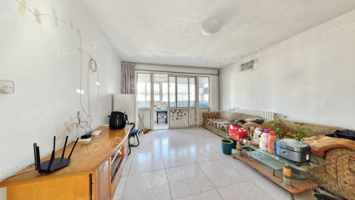 小鸭集团宿舍二手房实景图