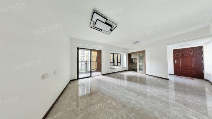 万科中骏金域西江二手房实景图