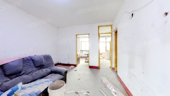 龙福里常新楼二手房实景图