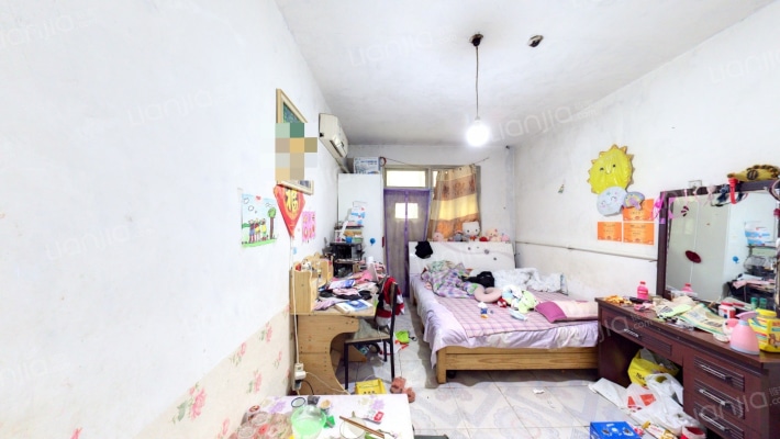 县医院家属楼二手房实景图