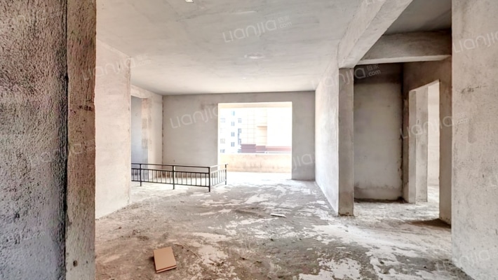 德高金麟府二手房实景图