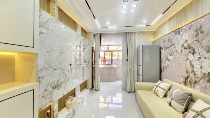 新发小区D区二手房实景图