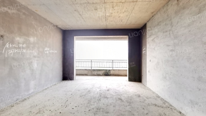 南湖俊园二手房实景图