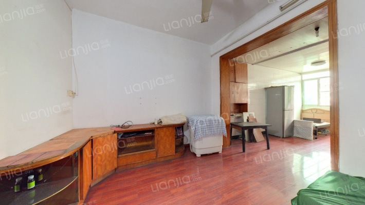 107地质队小区二手房实景图