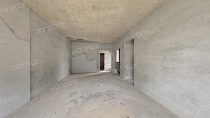 江畔豪苑二手房实景图